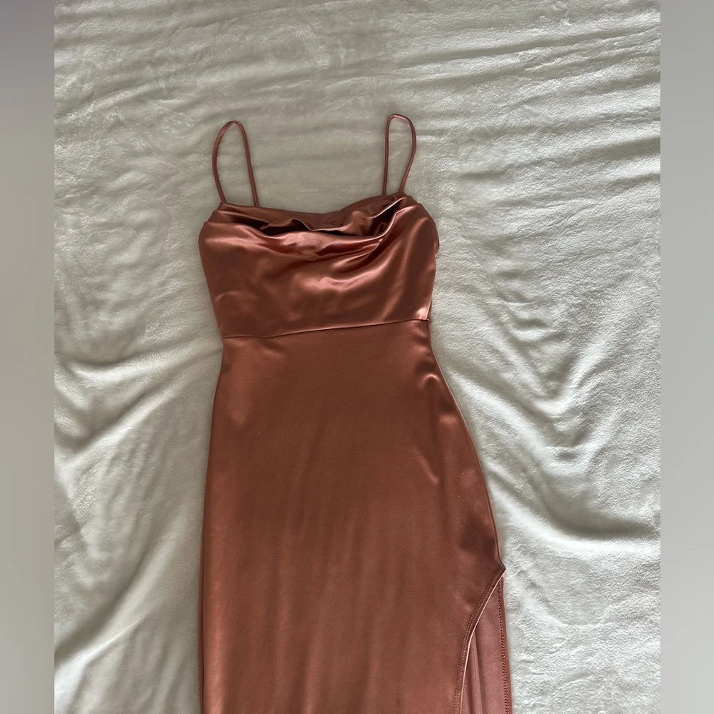 PROM DRESS - Picture 3 of 5